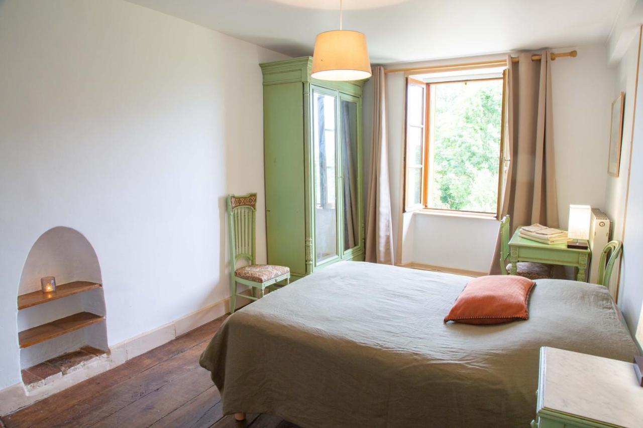 Les Soleils Bed & Breakfast Mérinchal Eksteriør bilde
