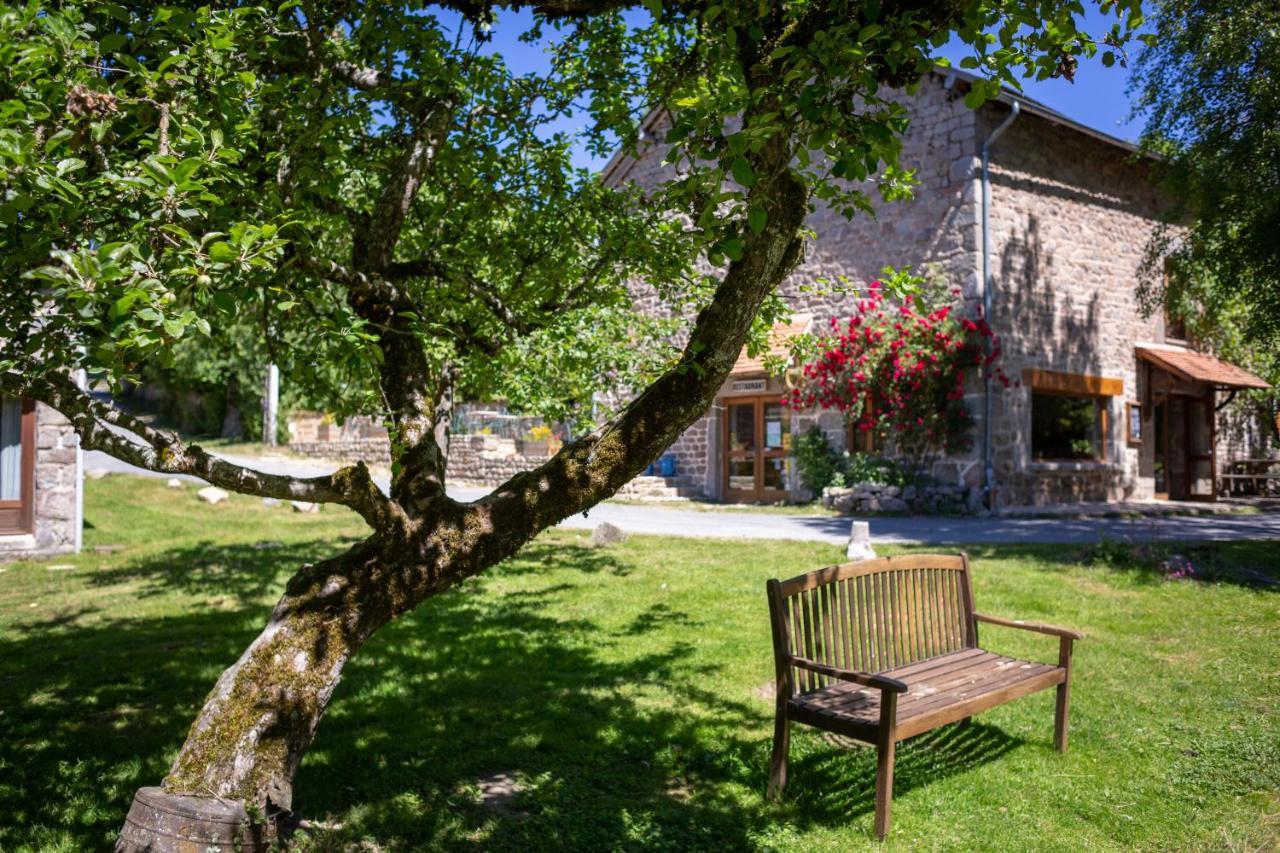 Les Soleils Bed & Breakfast Mérinchal Eksteriør bilde